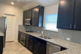 801 Dickens Dr, McKinney, TX 75071 - Photo 10