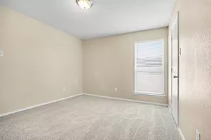 360 McMurtry Dr, Arlington, TX 76002 - Photo 16