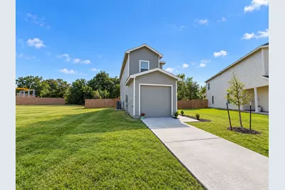 6834 Highlands Street, Princeton, TX 75407 - Photo 4