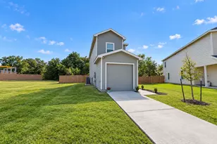 6834 Highlands St, Princeton, TX 75407 - Photo 4