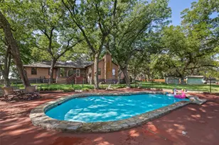 1820 Long Creek Ct, Granbury, TX 76049 - Photo 36