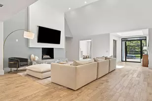6915 Stefani Dr, Dallas, TX 75225 - Photo 8