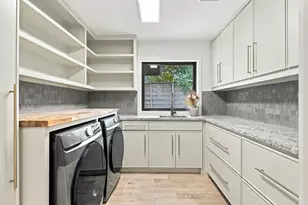 6915 Stefani Dr, Dallas, TX 75225 - Photo 24