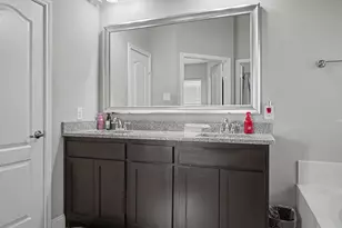 646 Harris Ridge Dr, Arlington, TX 76002 - Photo 20