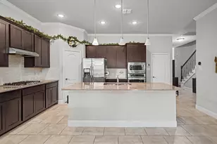 646 Harris Ridge Dr, Arlington, TX 76002 - Photo 4