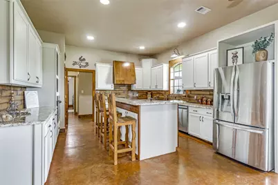 5855 Western Star Drive, Justin, TX 76247 - Photo 14