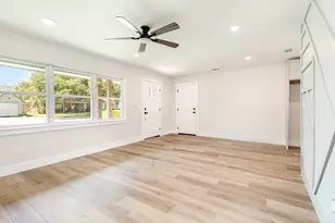 13520 Glenside Dr, Farmers Branch, TX 75234 - Photo 2
