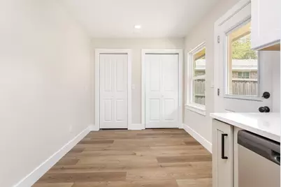13520 Glenside Drive, Farmers Branch, TX 75234 - Photo 6