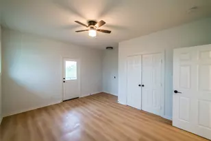 956 Lloyd's Rd, Little Elm, TX 75068 - Photo 10