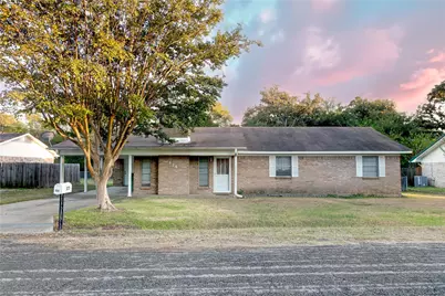 575 Ferndale Lane, Fairfield, TX 75840 - Photo 1