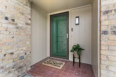 414 Hallmark Drive, Arlington, TX 76011 - Photo 4