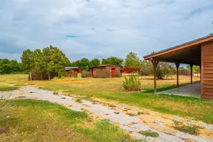 545 County Rd 1110A, Cleburne, TX 76031 - Photo 22