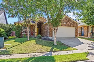 12216 Long Stem Tr, Fort Worth, TX 76244 - Photo 2