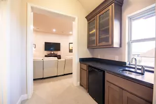 9411 Tay Ln, Justin, TX 76247 - Photo 30