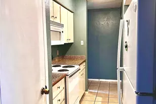 5530 Boca Raton Blvd, Fort Worth, TX 76112 - Photo 8