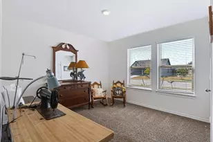 740 Amelia Ct, Pilot Point, TX 76258 - Photo 4
