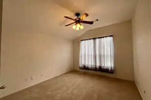 14044 Fontana Rd, Fort Worth, TX 76262 - Photo 8