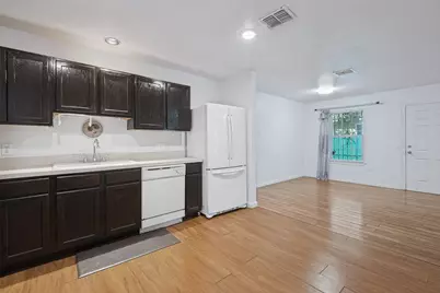 1720 Pueblo Street, Dallas, TX 75212 - Photo 6