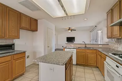 2424 Hunters Run Drive, Plano, TX 75025 - Photo 12
