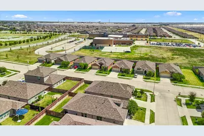 849 Finchley Drive, Fort Worth, TX 76247 - Photo 38