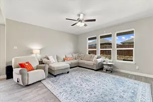 849 Finchley Dr, Fort Worth, TX 76247 - Photo 10