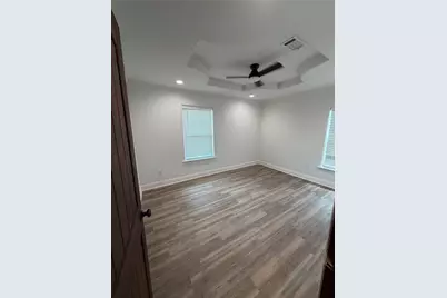 401 E Miller Road, Garland, TX 75041 - Photo 8
