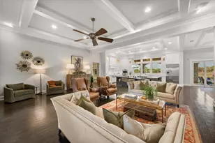 10613 Kyle Cir, Burleson, TX 76028 - Photo 6