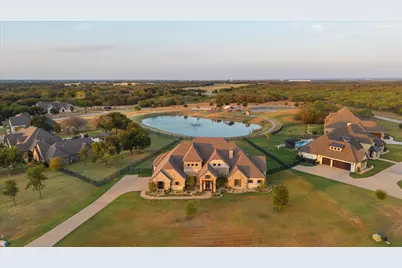 10613 Kyle Circle, Burleson, TX 76028 - Photo 2