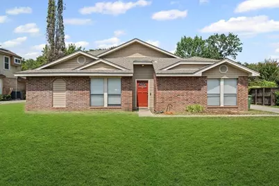 5505 Oak Brook Road, Arlington, TX 76016 - Photo 1