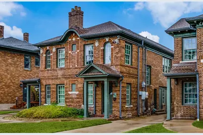 4106 Swiss Avenue, Dallas, TX 75204 - Photo 2