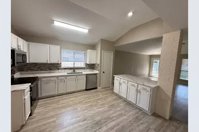 4040 Staghorn Circle N, Fort Worth, TX 76137 - Photo 8