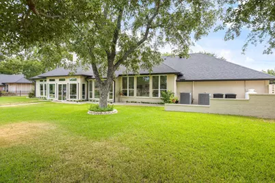 9604 Champions Drive, Granbury, TX 76049 - Photo 32