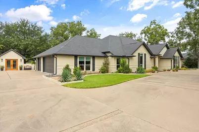 9604 Champions Drive, Granbury, TX 76049 - Photo 4