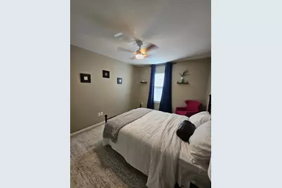824 Green Heath Avenue, Fort Worth, TX 76120 - Photo 22