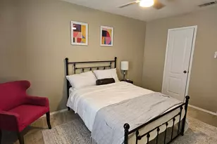 824 Green Heath Ave, Fort Worth, TX 76120 - Photo 18