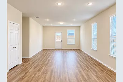 907 Chicadee Street, Princeton, TX 75407 - Photo 14