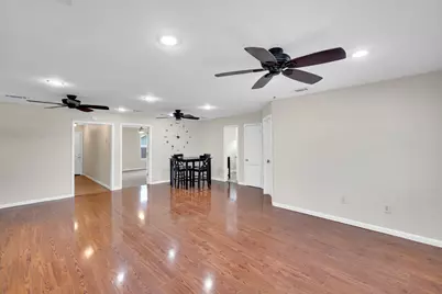 205 W Latimer Street, Ennis, TX 75119 - Photo 6