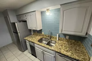 1432 Palmnold Cir W, Fort Worth, TX 76120 - Photo 8