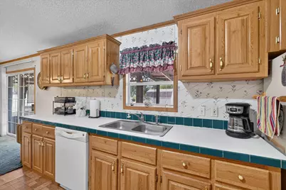 460 Valley View Drive, Azle, TX 76020 - Photo 10