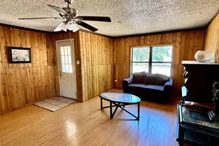 600 Travis St, Nocona, TX 76255 - Photo 4