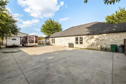3203 Shamrock Lane, Forest Hill, TX 76119 - Photo 38