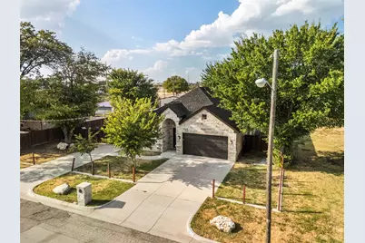 3203 Shamrock Lane, Forest Hill, TX 76119 - Photo 2