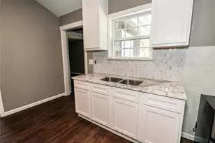 106 Northcott St, Nocona, TX 76255 - Photo 4