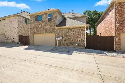 630 Patriot Lane, Irving, TX 75060 - Photo 30
