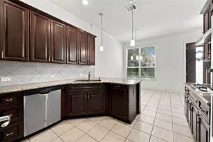 630 Patriot Ln, Irving, TX 75060 - Photo 8
