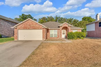 324 Marsha Street, Saginaw, TX 76179 - Photo 2
