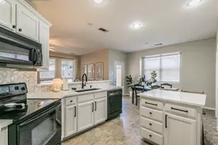 5009 Bedfordshire Dr, Fort Worth, TX 76135 - Photo 6