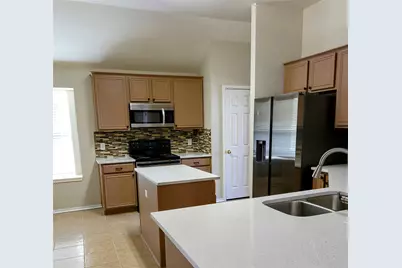5598 Carrington Drive, Richardson, TX 75082 - Photo 2