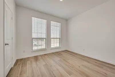 3009 Sovereignty Drive, Denton, TX 76207 - Photo 4