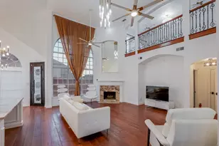 2603 Hopkins Dr, Grand Prairie, TX 75052 - Photo 12